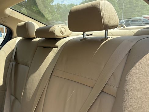 Used 2011 BMW 328i xDrive Sedan AWD/4WD image 30