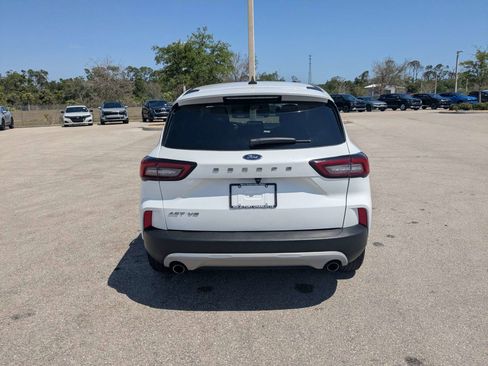 Used 2024 Ford Escape Active FWD image 5