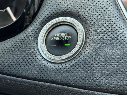 Used 2019 Cadillac XT5 Luxury AWD/4WD image 35