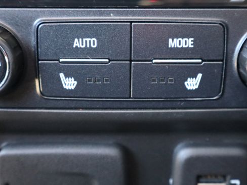 Used 2019 Buick Enclave Avenir w/ Avenir Technology Package image 27