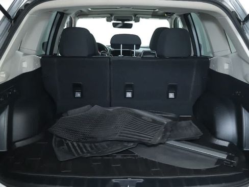 Certified 2021 Subaru Forester Premium AWD/4WD image 32