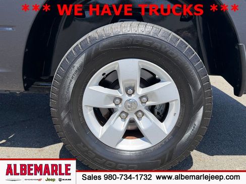 Used 2021 RAM 1500 Classic SLT AWD/4WD image 11