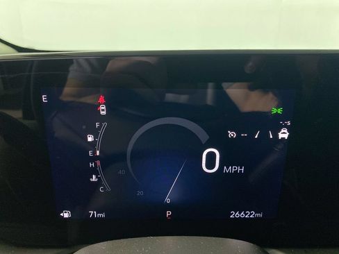Certified 2024 Buick Encore GX Preferred w/ Comfort Package FWD image 15