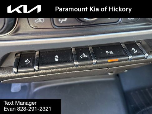 Used 2017 GMC Sierra 1500 SLT w/ SLT Preferred Package image 25