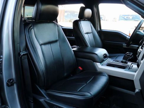 Certified 2020 Ford F150 Lariat image 32