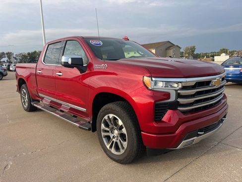 Used 2025 Chevrolet Silverado 1500 High Country image 1