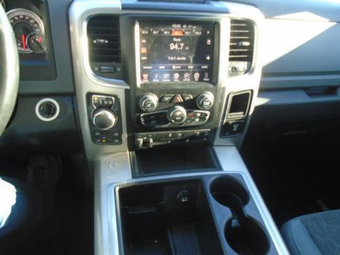 Used 2015 RAM 1500 Big Horn image 14