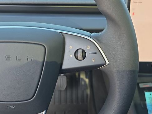 Used 2025 Tesla Model 3 RWD image 19