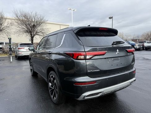 Used 2025 Mitsubishi Outlander SEL image 5