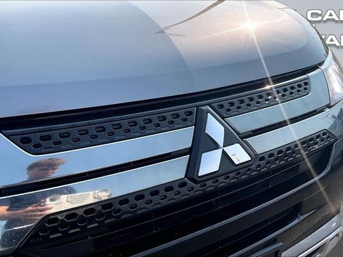 Used 2022 Mitsubishi Outlander SEL AWD/4WD image 27