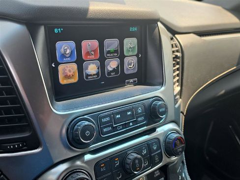 Used 2018 Chevrolet Tahoe LT image 12