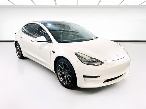 Used 2021 Tesla Model 3 Long Range image 3