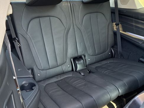 Used 2020 BMW X7 xDrive40i w/ Premium Package image 15