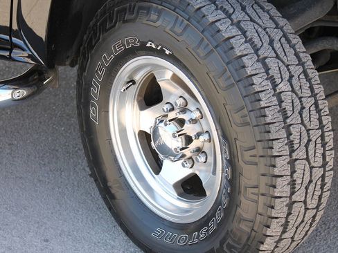 Used 1999 Chevrolet Silverado 2500 LS w/ Snow Plow Prep Pkg AWD/4WD image 12