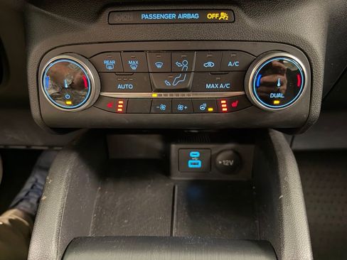 Used 2023 Ford Escape Active AWD/4WD image 27