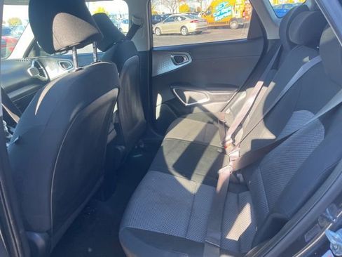 Used 2020 Kia Soul LX image 13