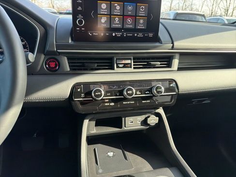 Certified 2025 Honda Pilot EX-L image 15