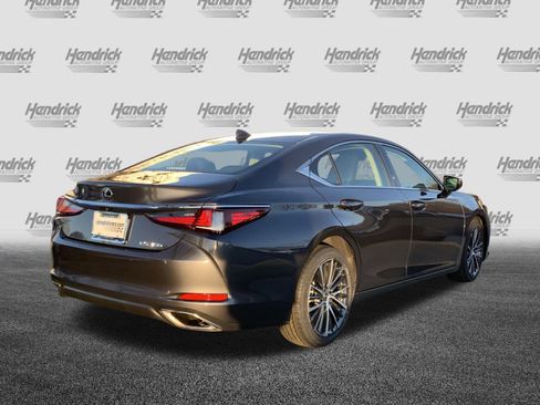 Used 2025 Lexus ES 350 w/ Premium Package image 10