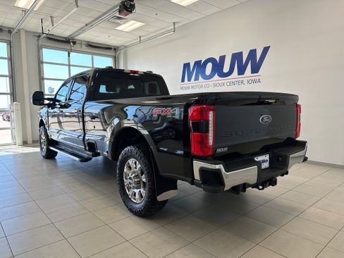 Used 2023 Ford F350 Lariat w/ Chrome Package AWD/4WD image 6