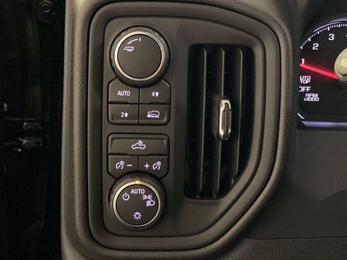 Used 2023 Chevrolet Silverado 1500 Custom AWD/4WD image 41