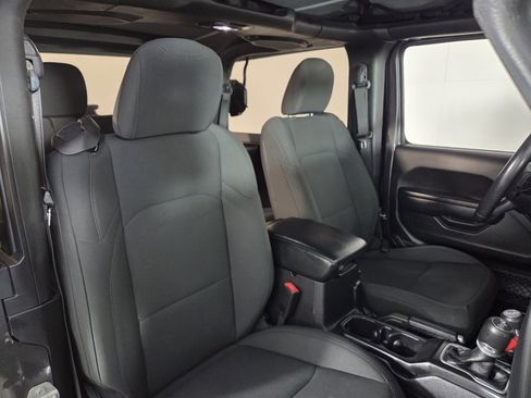 Used 2018 Jeep Wrangler Sport image 33