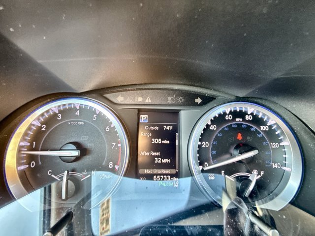 Used 2017 Toyota Highlander Limited Platinum AWD/4WD image 15