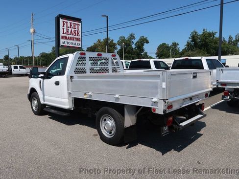 Used 2018 Ford F250 XL RWD image 3