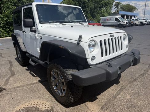 Used 2014 Jeep Wrangler Sport AWD/4WD image 5