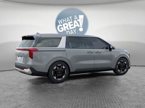 New 2026 Kia Carnival EX FWD image 6