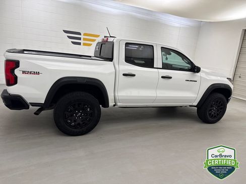 Certified 2024 Chevrolet Colorado Trail Boss w/ Technology Package AWD/4WD image 6
