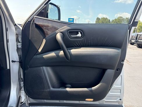Used 2018 Nissan Armada SL w/ Premium Package RWD image 13