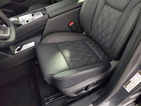 New 2025 Nissan Rogue Platinum w/ Tech Package image 21