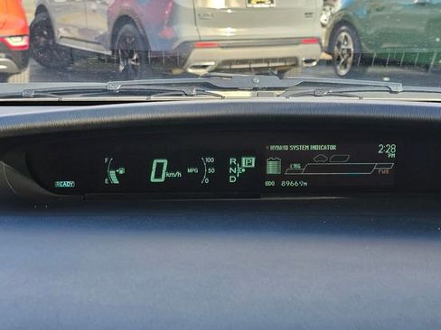 Used 2013 Toyota Prius Three w/ Solar Roof Pkg image 28