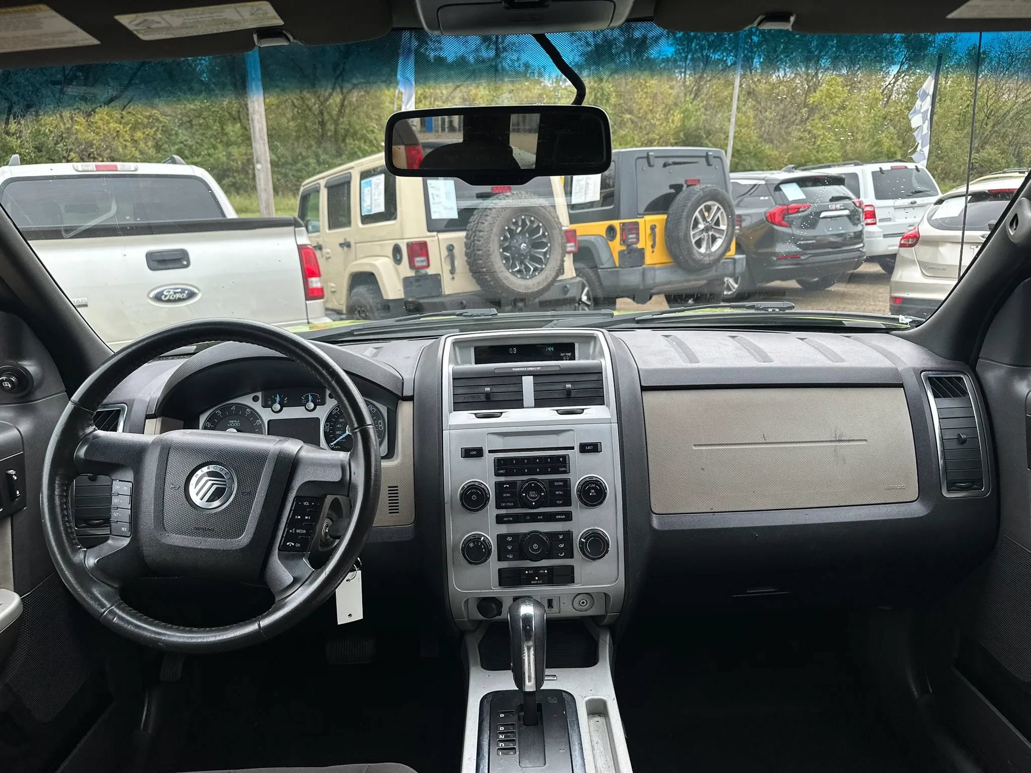 Used 2011 Mercury Mariner 4WD w/ 101A Rapid Spec Order Code image 13