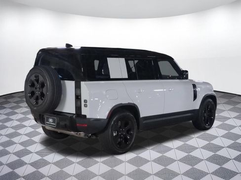 New 2026 Land Rover Defender 110 S AWD/4WD image 5