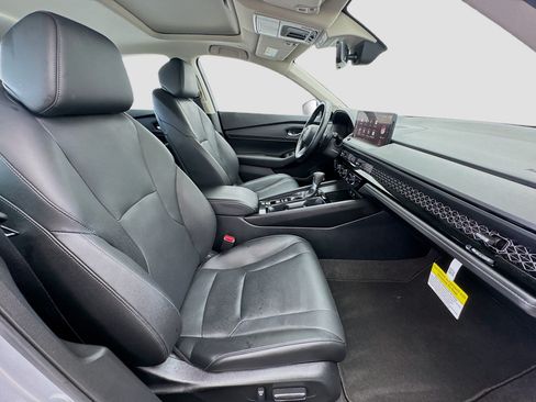Used 2024 Honda Accord Touring image 20