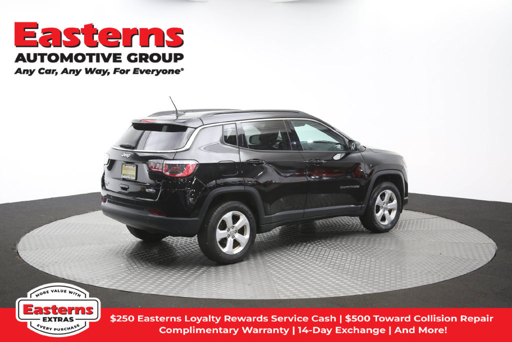 Used 2018 Jeep Compass Latitude w/ Popular Equipment Group AWD/4WD image 43
