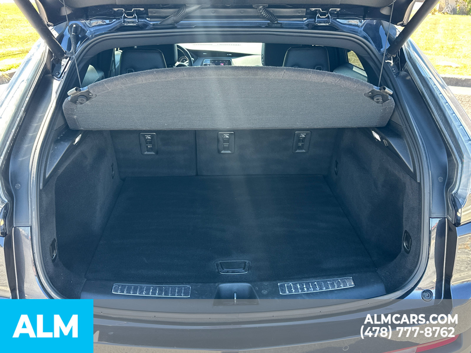 Used 2023 Cadillac XT4 Sport w/ Sun And Sound Package AWD/4WD image 21