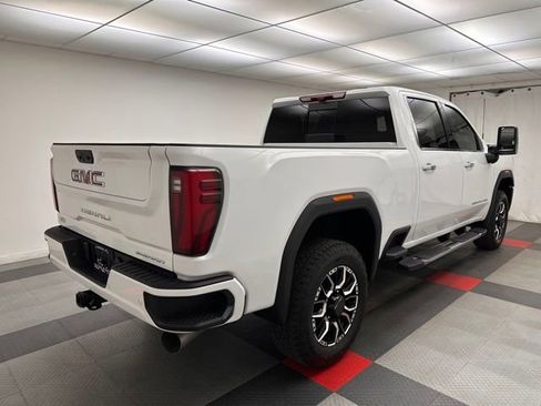 Used 2025 GMC Sierra 3500 Denali w/ Denali Reserve Package AWD/4WD image 6