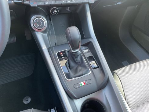 Used 2024 Alfa Romeo Tonale Ti image 23