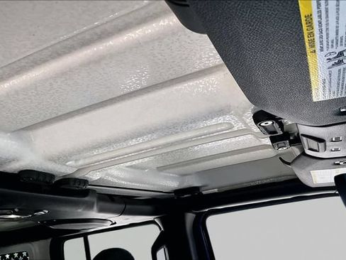 Used 2018 Jeep Wrangler Unlimited Sport S AWD/4WD image 26
