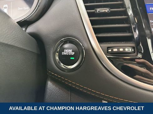 Certified 2022 Chevrolet Trax LT w/ LT Convenience Package image 22