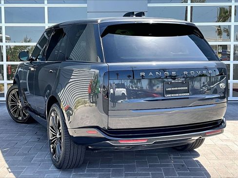 Certified 2023 Land Rover Range Rover SE AWD/4WD image 11