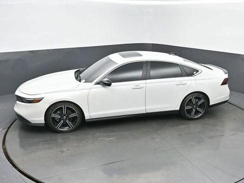 Used 2023 Honda Accord Sport image 38