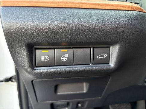 Used 2026 Toyota Grand Highlander Platinum image 21