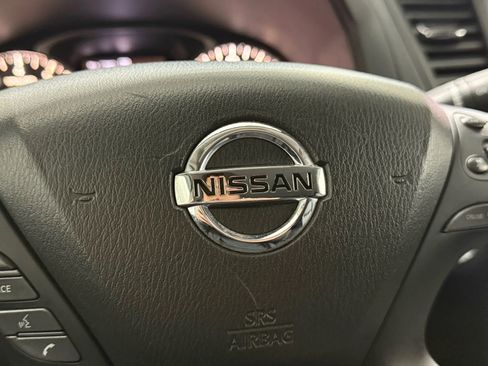 Used 2018 Nissan Pathfinder SL w/ Midnight Edition Package image 23