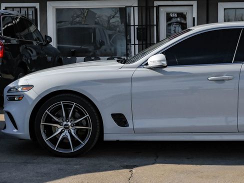Used 2022 Genesis G70 3.3T image 16