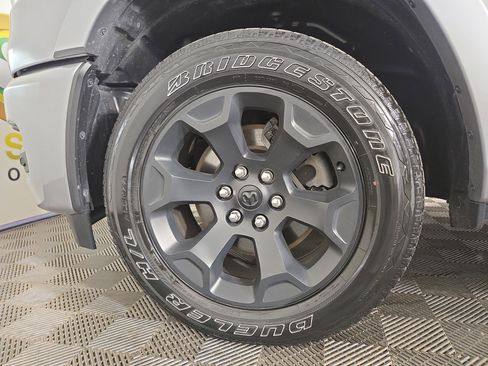 Certified 2025 RAM 1500 Big Horn AWD/4WD image 36