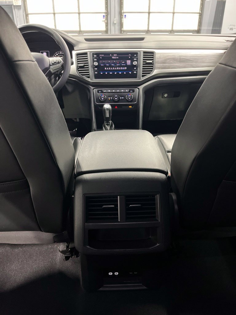 Used 2021 Volkswagen Atlas Cross Sport SE AWD/4WD image 30