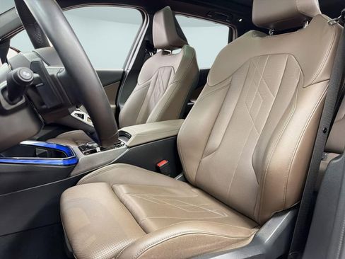 Used 2025 BMW X3 xDrive30i w/ Premium Package AWD/4WD image 5